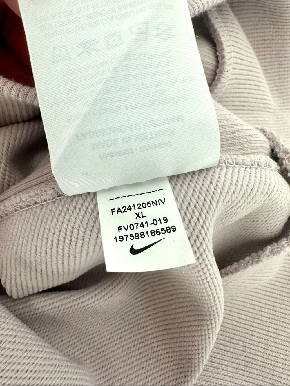 Nike Men's Suns Crewneck Sweatshirt in Light Taupe with Black Logo X-Large NWT